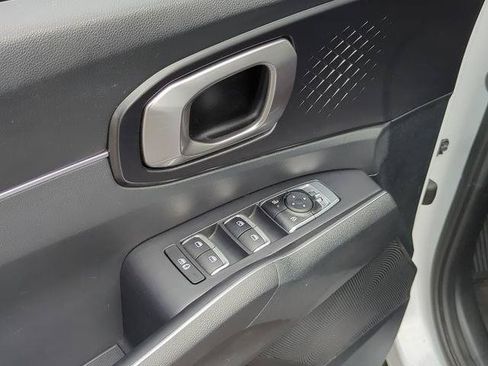 Used 2024 Kia Sorento S FWD image 50