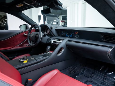 Used 2018 Lexus LC 500 Coupe w/ Touring Package RWD image 28