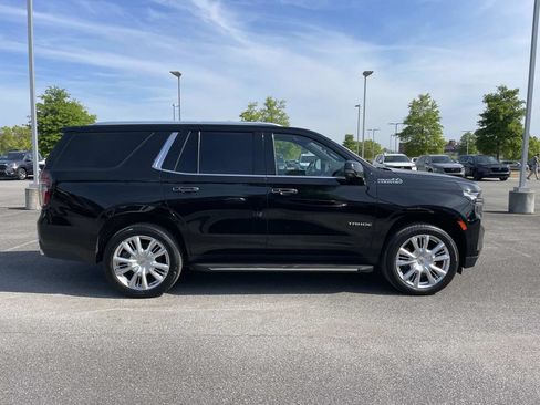 Used 2021 Chevrolet Tahoe High Country AWD/4WD image 2