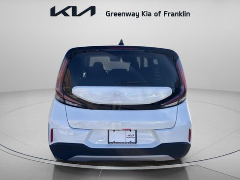 New 2025 Kia Soul LX image 6