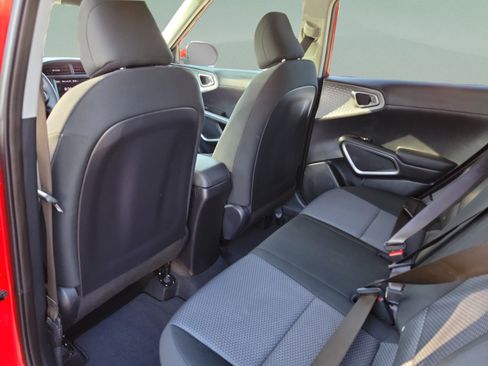 Certified 2023 Kia Soul LX w/ Option Group 015 FWD image 6