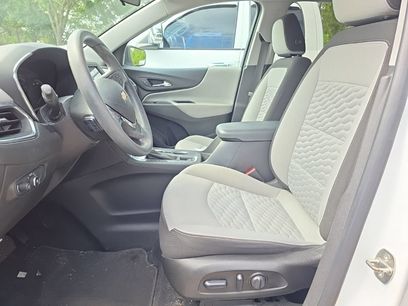 Used 2021 Chevrolet Equinox LS w/ LS Convenience Package