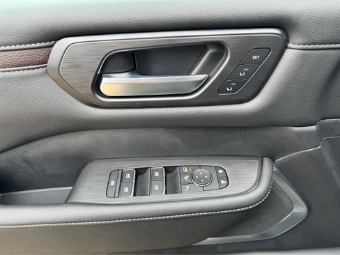 New 2026 Nissan Armada Platinum Reserve image 10