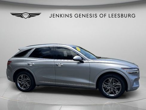 Used 2022 Genesis GV70 2.5T w/ Advanced Package AWD/4WD image 2