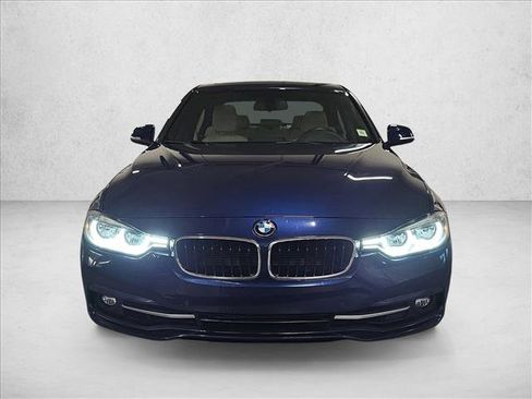 Used 2016 BMW 328i xDrive Sedan AWD/4WD image 2
