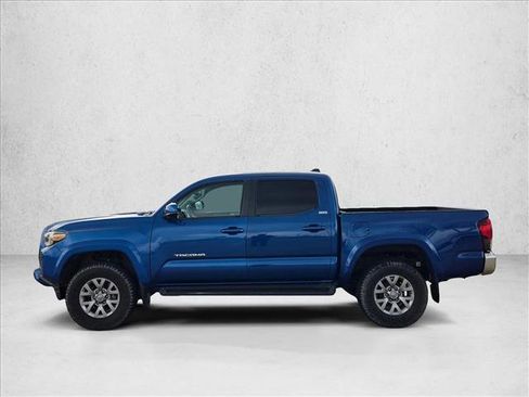 Used 2018 Toyota Tacoma SR5 image 8