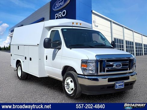 New 2025 Ford E-350 and Econoline 350 Super Duty w/ Power Equipment Group RWD image 1