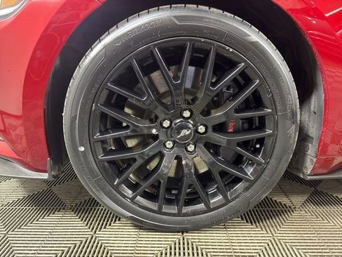 Used 2017 Ford Mustang GT Premium w/ GT Performance Package RWD image 10