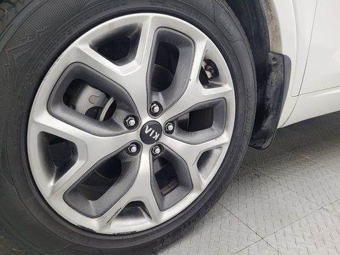 Used 2020 Kia Sorento SX image 31