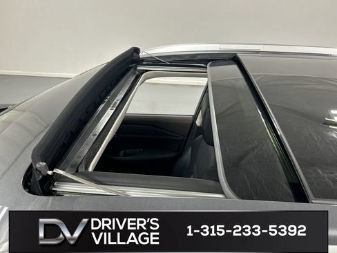 Used 2023 Nissan Rogue SV w/ SV Premium B Package AWD/4WD image 19