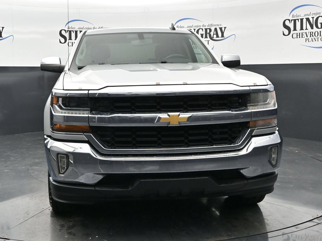 Used 2016 Chevrolet Silverado 1500 LT w/ All Star Edition RWD image 2