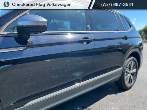 Used 2024 Volkswagen Tiguan Wolfsburg Edition FWD image 3