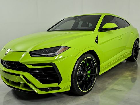 Used 2021 Lamborghini Urus AWD/4WD image 5