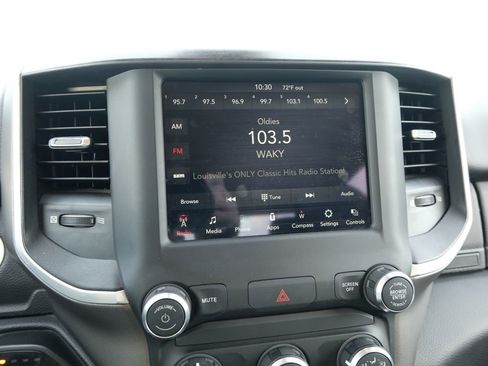 Used 2020 RAM 1500 Big Horn AWD/4WD image 10