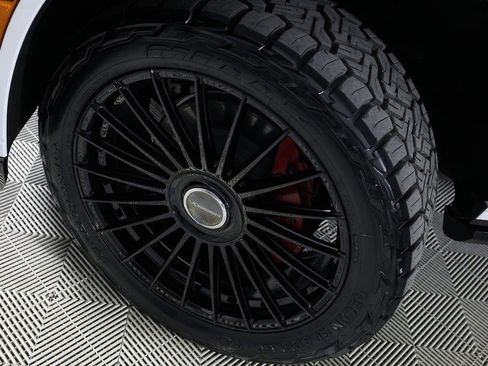 Used 2026 Cadillac Escalade ESV V image 52