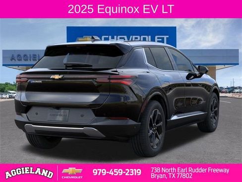 New 2025 Chevrolet Equinox EV LT w/ Comfort Package image 4