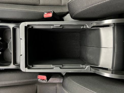 Used 2023 Honda CR-V LX image 29