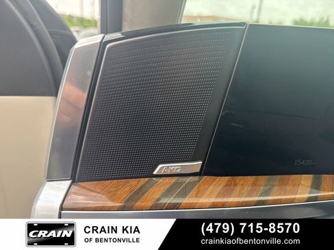 Used 2025 Cadillac Escalade Sport Platinum w/ LPO, ONYX Package AWD/4WD image 17