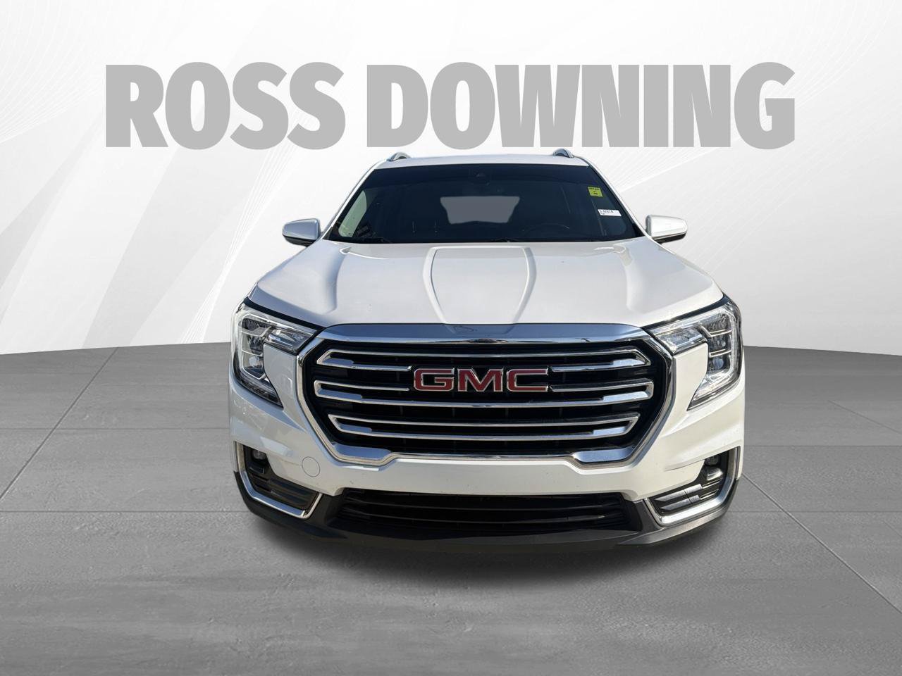 Used 2022 GMC Terrain SLT FWD image 2