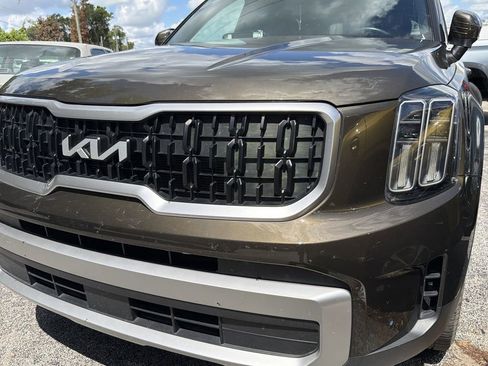 Certified 2023 Kia Telluride EX FWD image 4