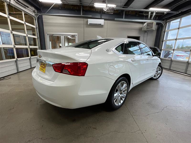 Used 2018 Chevrolet Impala LS FWD image 4