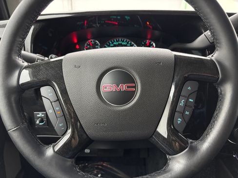 Used 2025 GMC Savana 2500 Extended w/ Driver Convenience Package RWD image 29