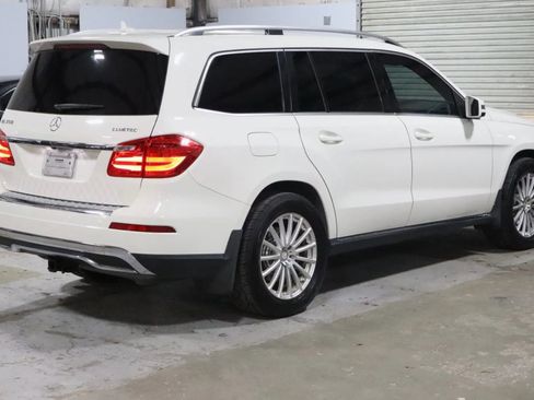 Used 2013 Mercedes-Benz GL 320 BlueTEC 4MATIC image 5