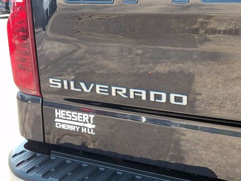 Certified 2023 Chevrolet Silverado 1500 LT AWD/4WD image 32
