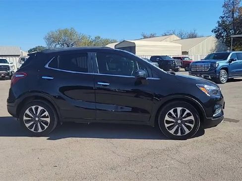 Used 2022 Buick Encore Preferred image 9