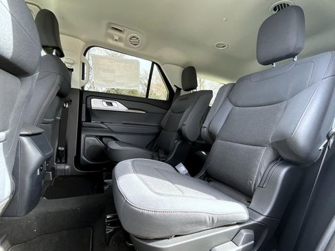 New 2026 Ford Explorer Active AWD/4WD image 11