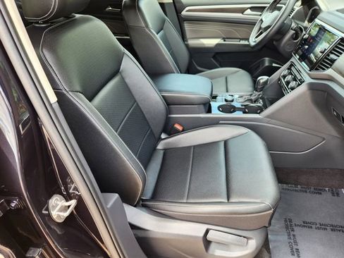 Certified 2023 Volkswagen Atlas SE AWD/4WD image 12