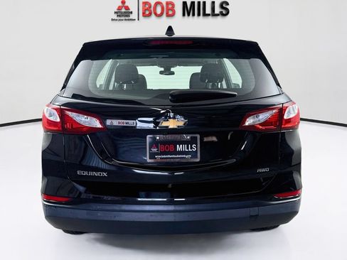 Used 2020 Chevrolet Equinox LS AWD/4WD image 6