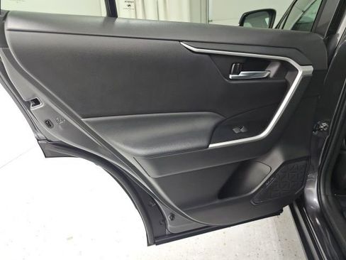Certified 2022 Toyota RAV4 XLE image 29