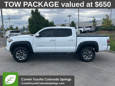 Used 2017 Toyota Tacoma Limited w/ Tow Package AWD/4WD image 5