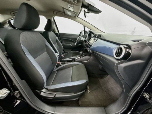 Used 2025 Nissan Versa SV FWD image 30