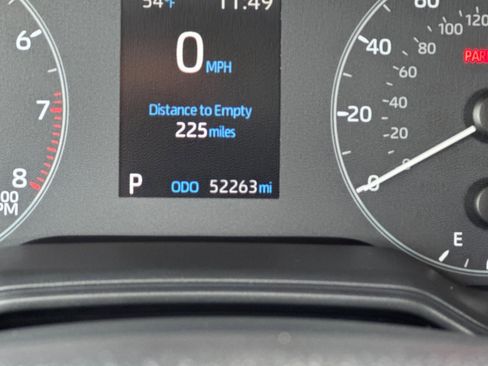 Used 2024 Toyota Corolla LE image 20