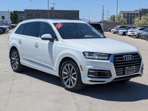 Used 2018 Audi Q7 3.0T Premium Plus AWD/4WD image 7