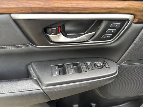 Used 2019 Honda CR-V EX-L image 9