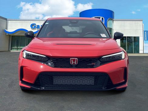 Used 2026 Honda Civic Type R image 2