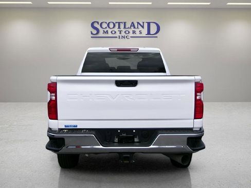 Used 2025 Chevrolet Silverado 2500 LT w/ Convenience Package AWD/4WD image 7
