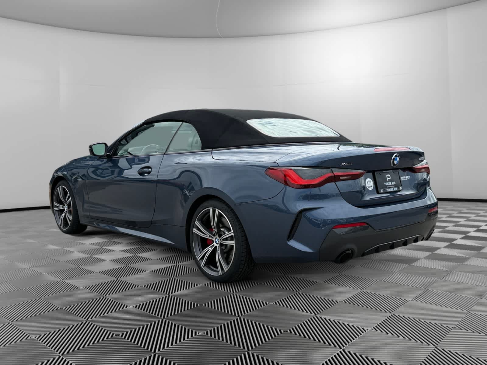 Used 2023 BMW 430i xDrive Convertible w/ M Sport Package AWD/4WD image 3
