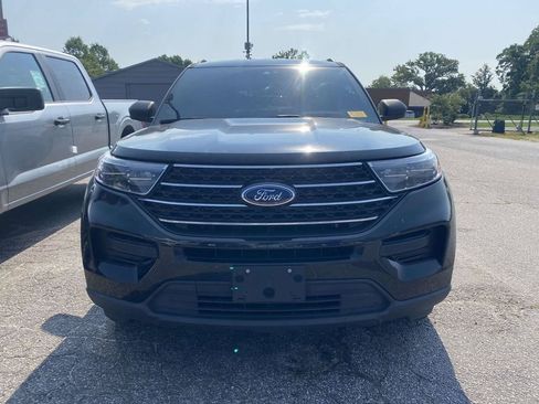 Used 2021 Ford Explorer XLT w/ Class III Trailer Tow Package RWD image 2