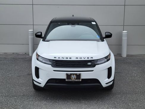 Used 2026 Land Rover Range Rover Evoque S image 8
