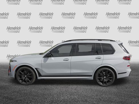 Certified 2025 BMW X7 M60i AWD/4WD image 6
