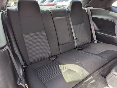Used 2019 Dodge Challenger GT RWD image 31
