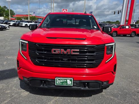 Used 2023 GMC Sierra 1500 Elevation w/ Elevation Premium Package AWD/4WD image 15