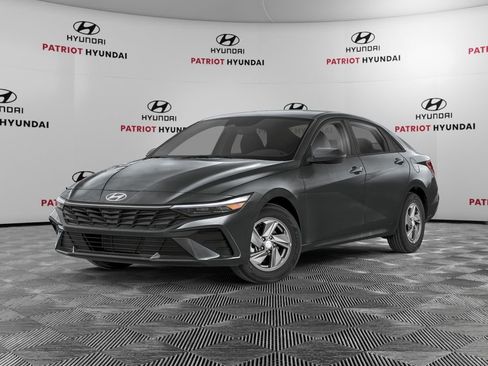 New 2026 Hyundai Elantra SE FWD image 1