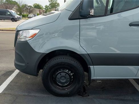 New 2024 Mercedes-Benz Sprinter 3500 image 2