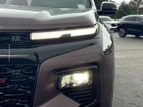 Used 2026 Chevrolet Traverse RS FWD image 9