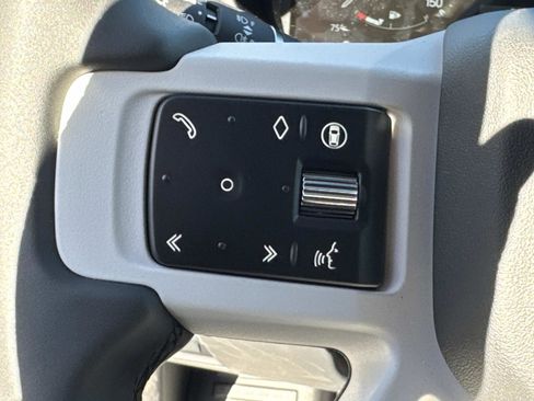 New 2026 Land Rover Defender 110 S AWD/4WD image 31